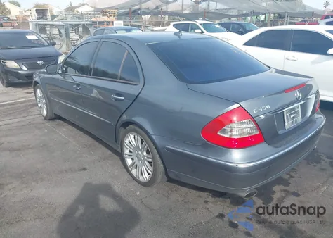 2008 Mercedes-Benz E 350 из США, поврежденный, VIN WDBUF56X18B228816